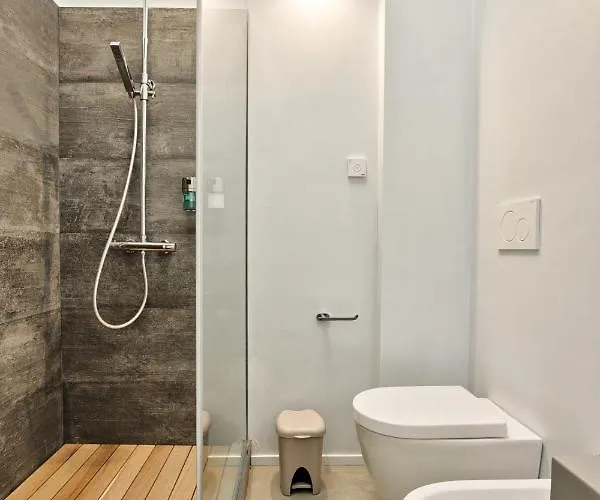 Acadamis * トリノ